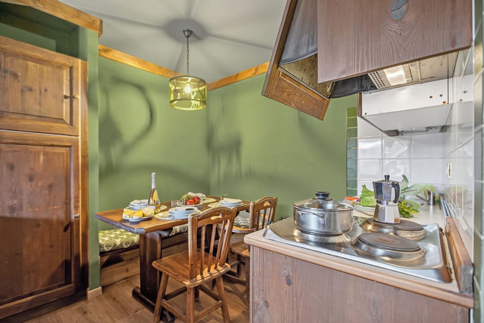 Kitchen and dining area