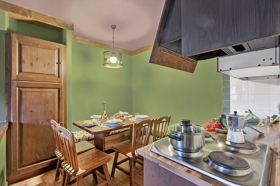 Kitchen and dining area