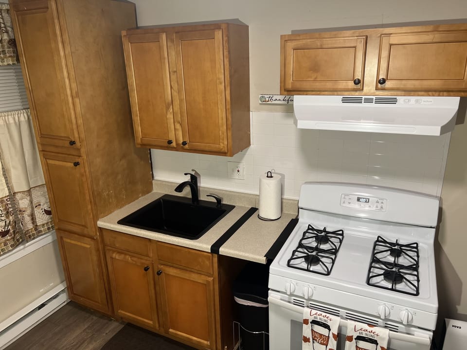 Fully stocked kitchen perfect for longer stays