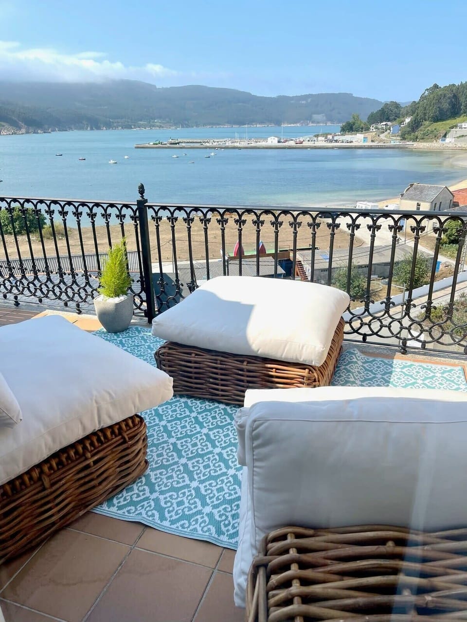 balcony, terrace or patio, sea view