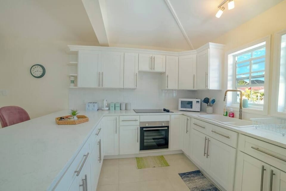 Kitchen (2)
