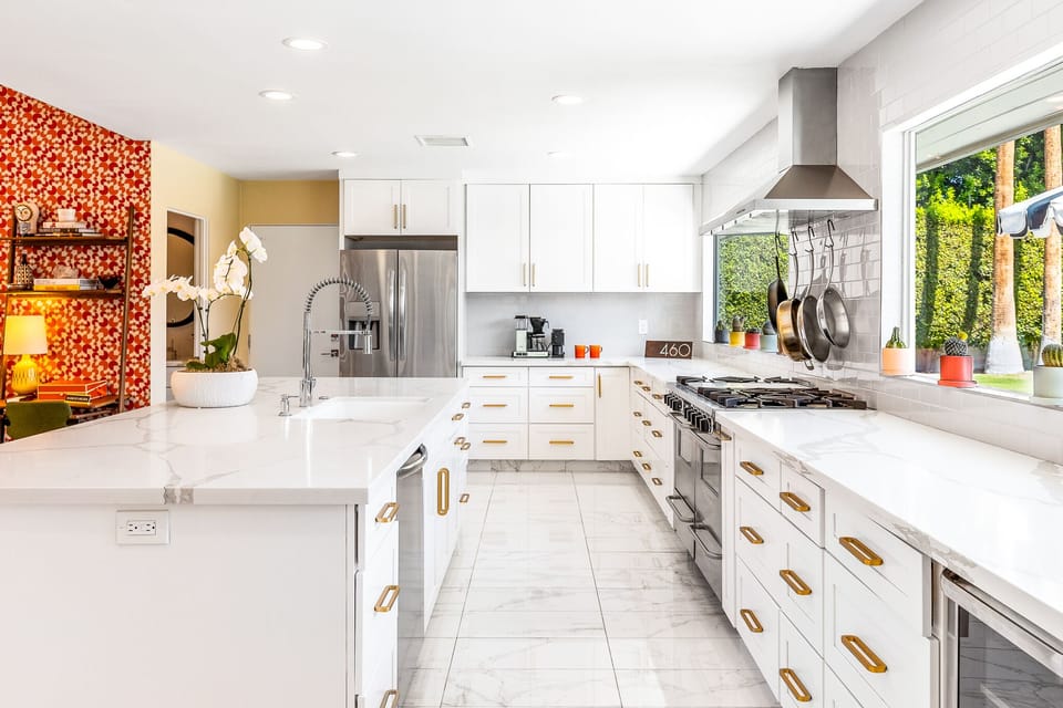 Look at this amazing Chef's kitchen!
