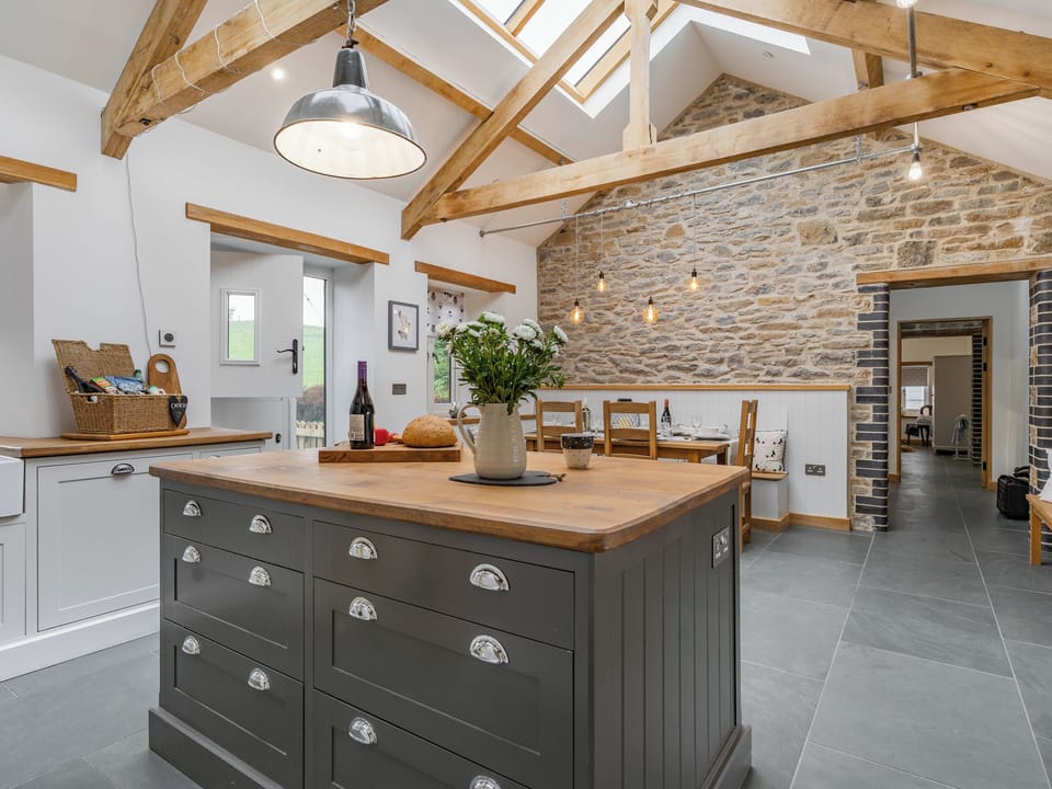 Kitchen | Cwtch Ty Gwyn, Llandeilo