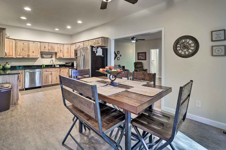 Dining Area | Dishware & Flatware