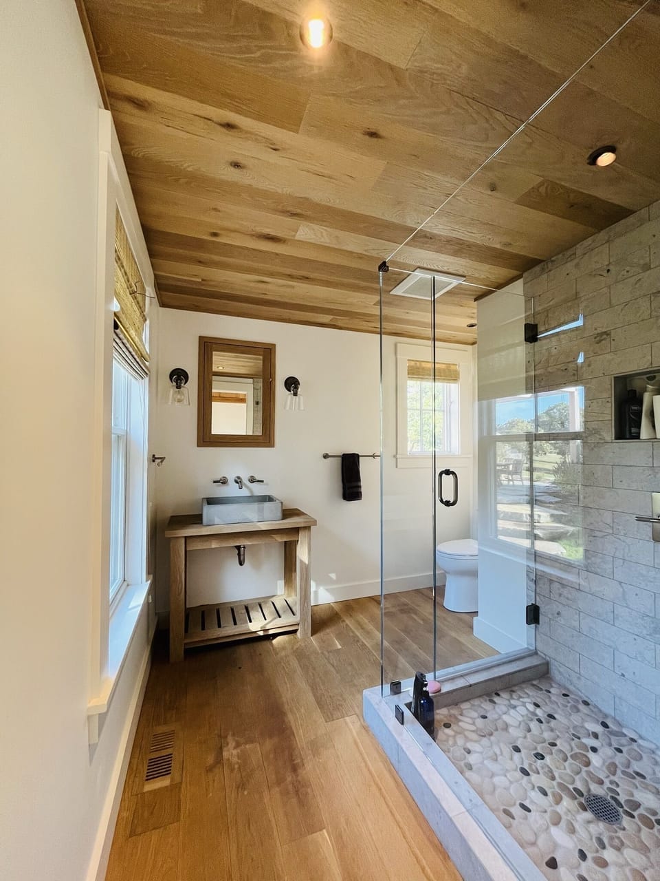 Guest house bath