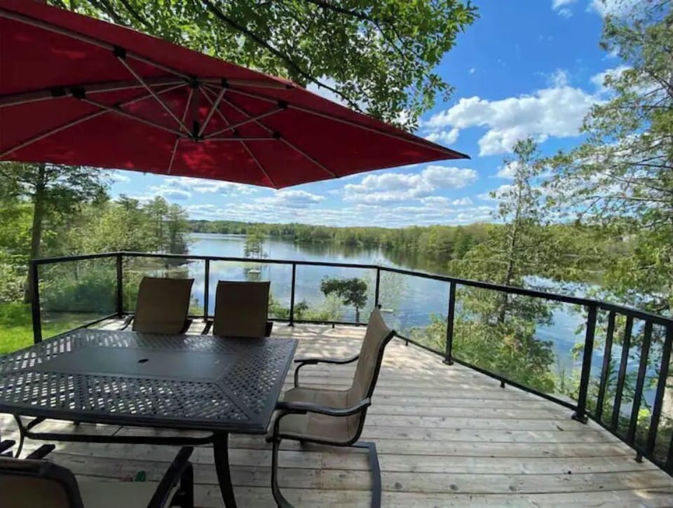 Any meal will be enhanced with a milion dollar view of the lake.