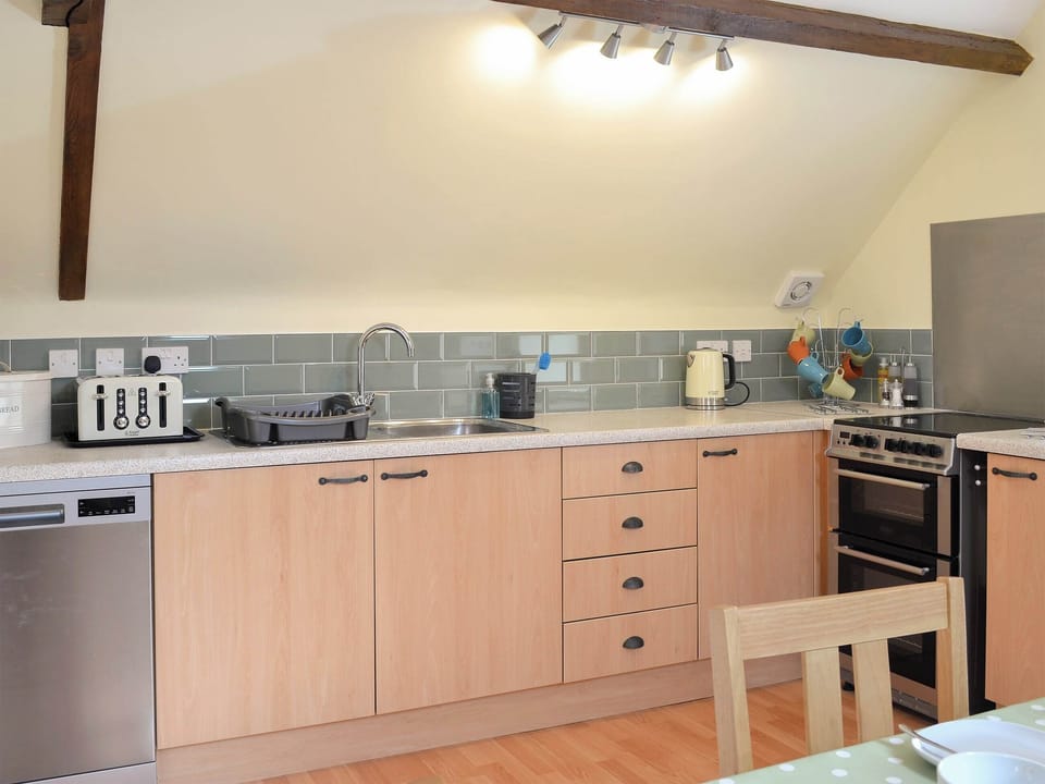 Well equipped kitchen area | Pippins, Penybont