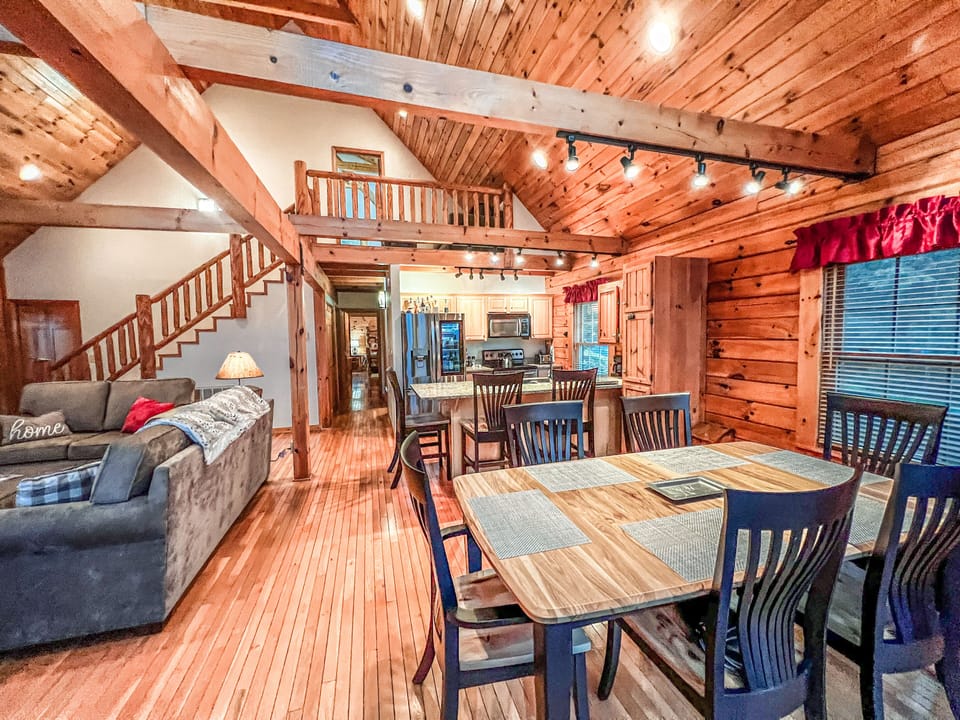 Open floor plan with dining room, living room and kitchen