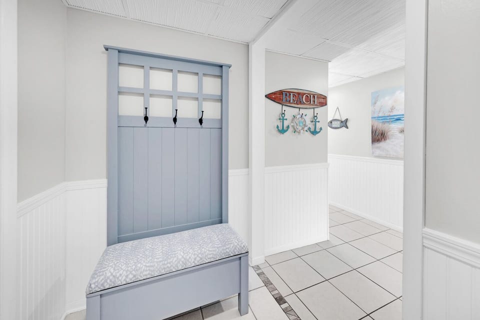 Welcome in to Edgewater Golf Villa 3308