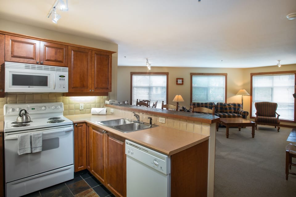 Room, Indoors, Furniture, Oven, Chair