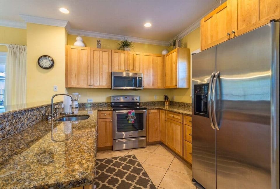 Fully equipped for culinary adventures. Your perfect kitchen awaits at Coral Lagoon Resort.