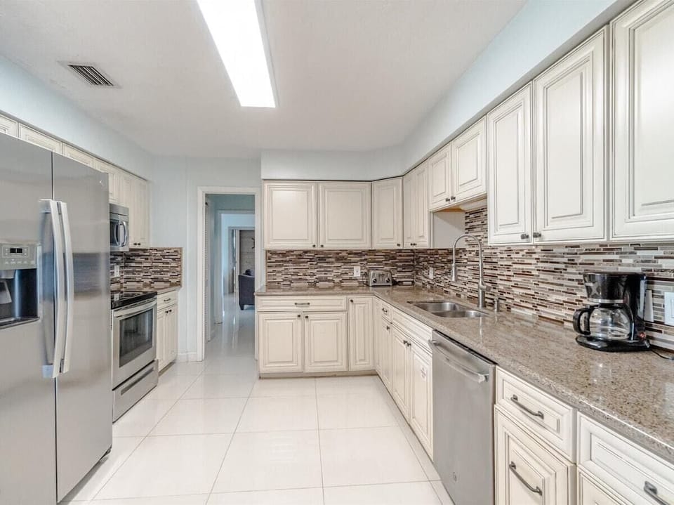 Fully stocked kitchen