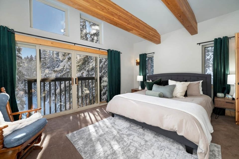 Bedroom #3 - Upstairs Master suite with king bed