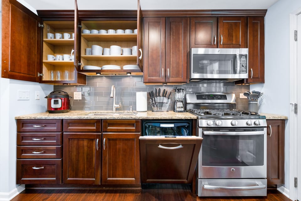 Step into the family-friendly kitchen that is fully stocked with dinnerware 