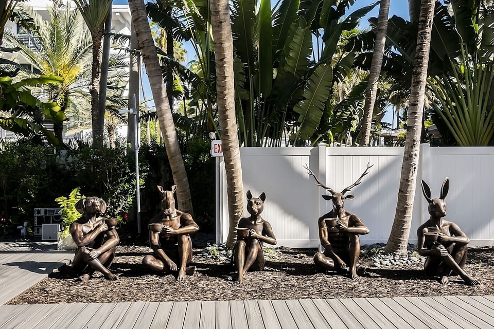 Stroll through lush gardens dotted with playful, photo-worthy sculptures.