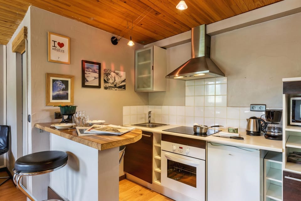 Kitchen and dining area