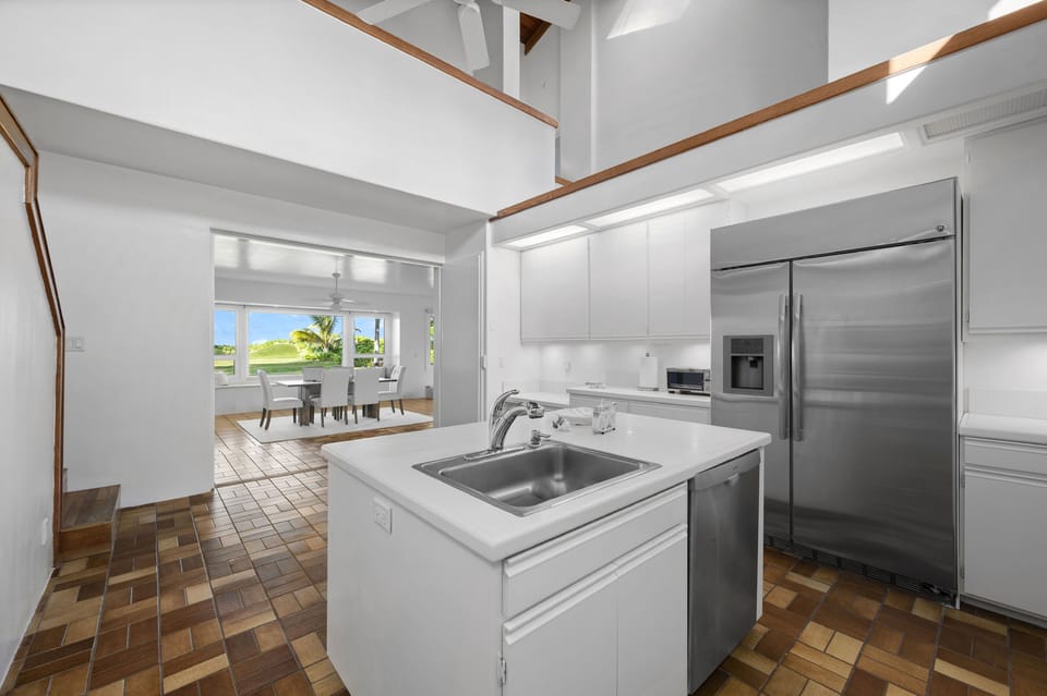 Chef up delicious eats with an ocean view.