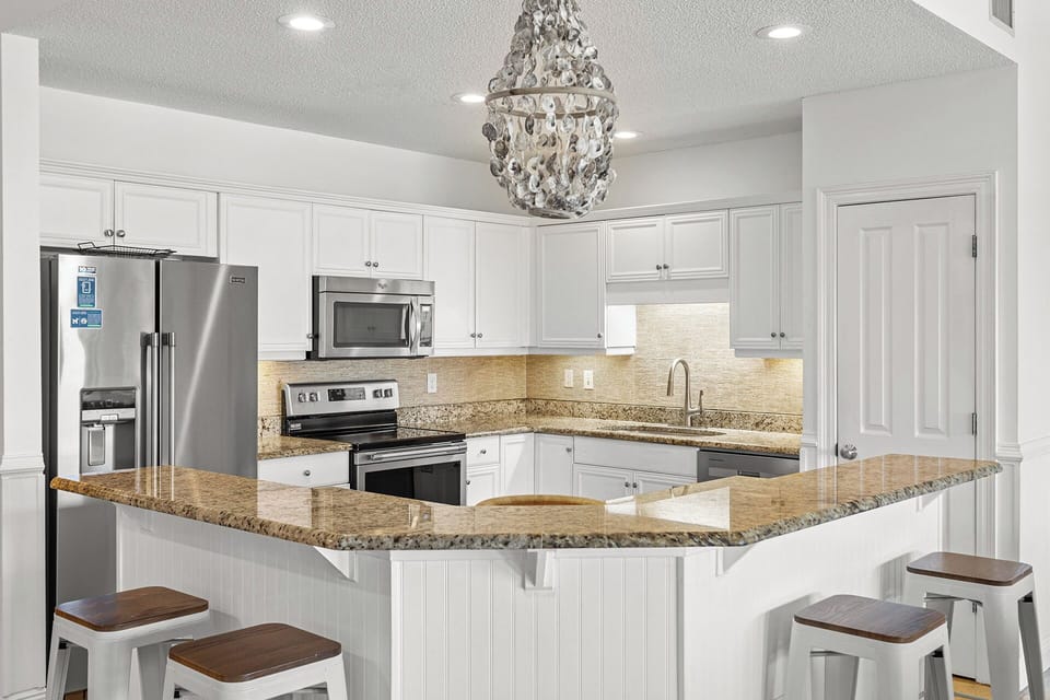 Legacy 102 Kitchen Alt