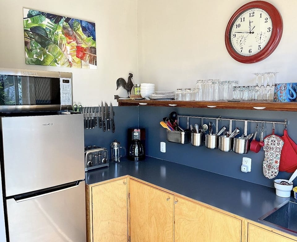 Kitchenette 