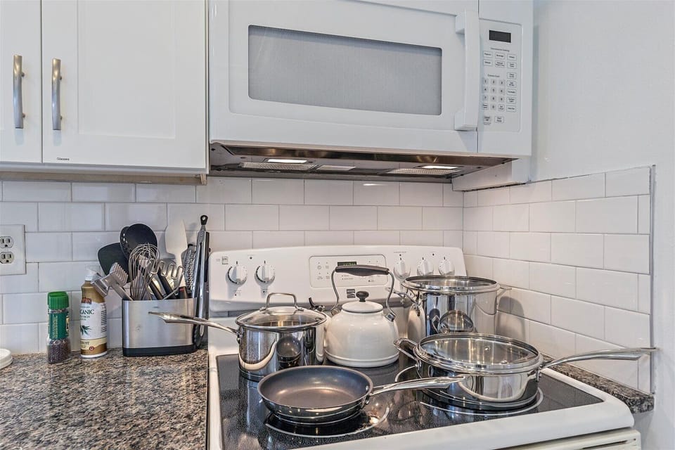 Cookware provided.