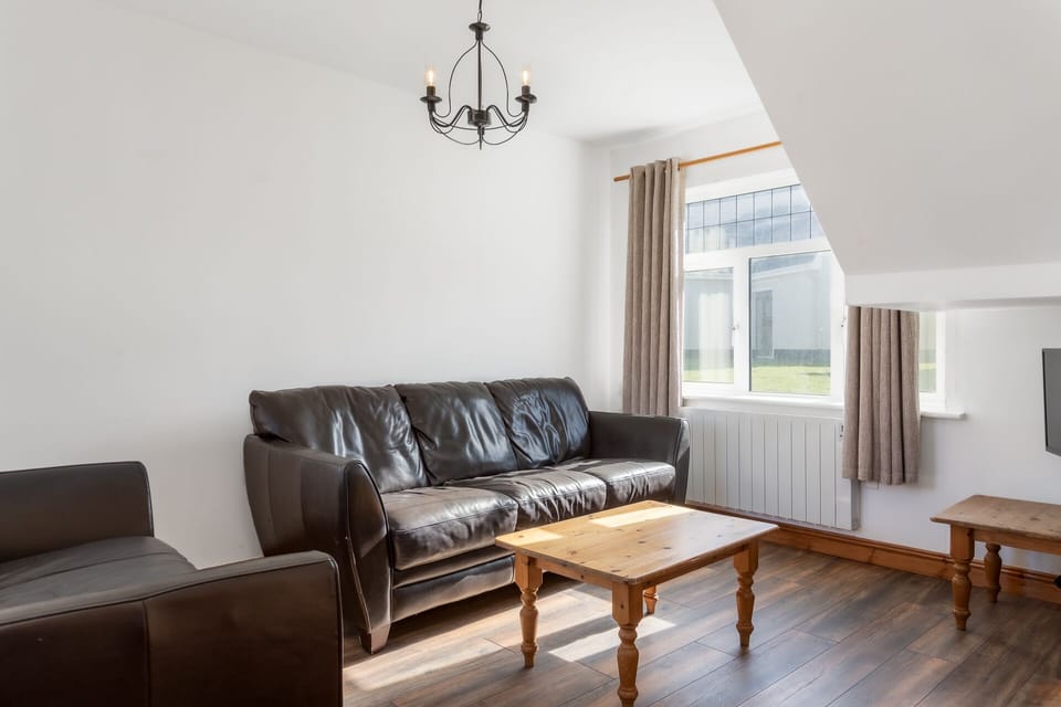 The Links 18 Lahinch property management photography by greengraf photography 14 (14)