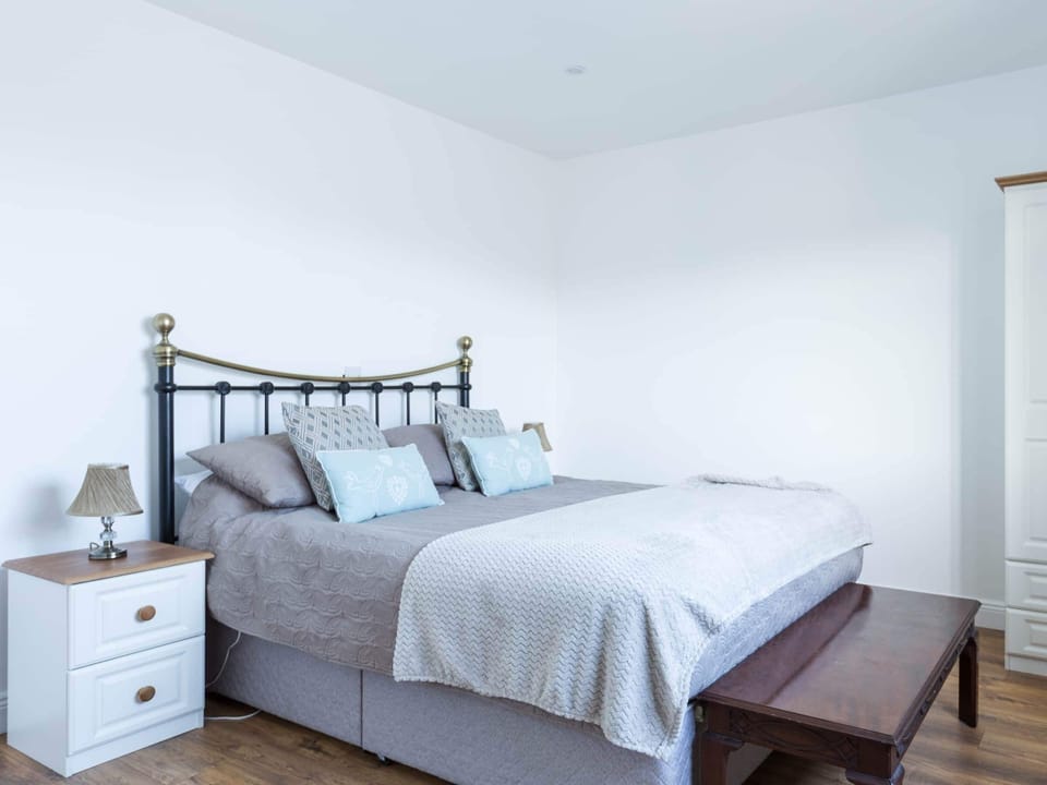 Highview Lahinch double room (1)
