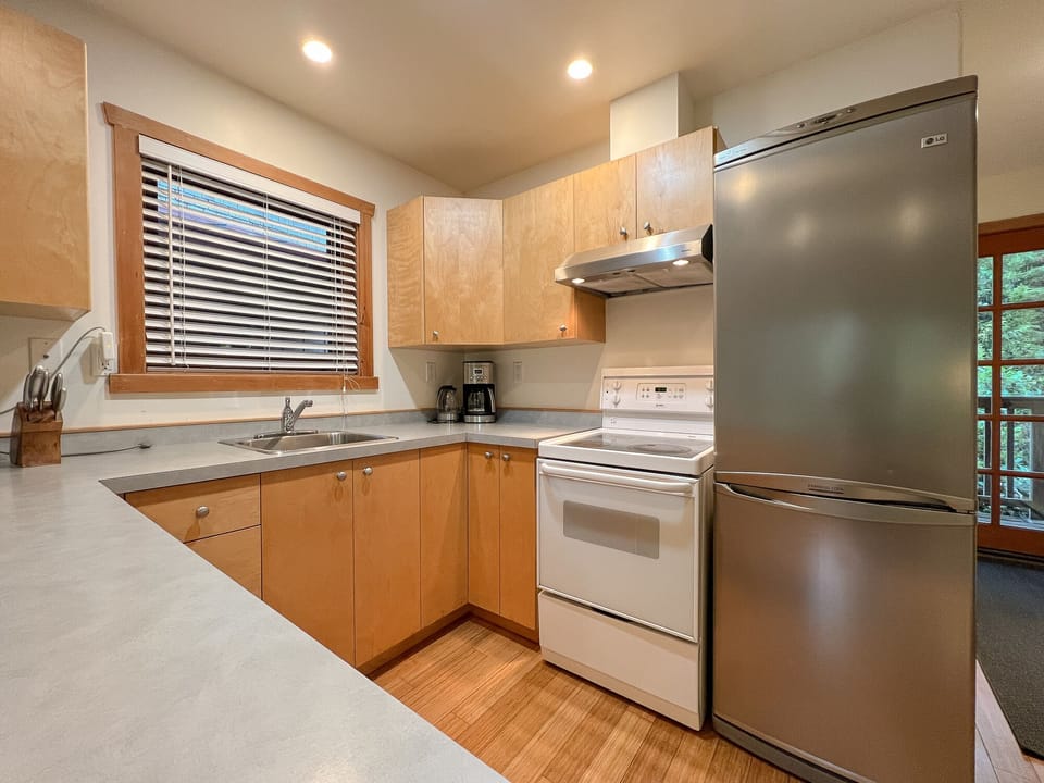 Fully Stocked Kitchen