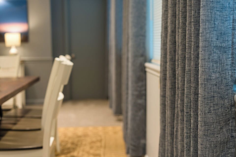 Dining Room (5)