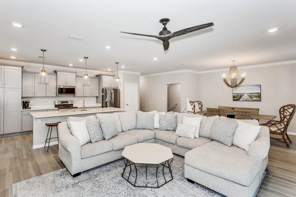 Living Room (3)