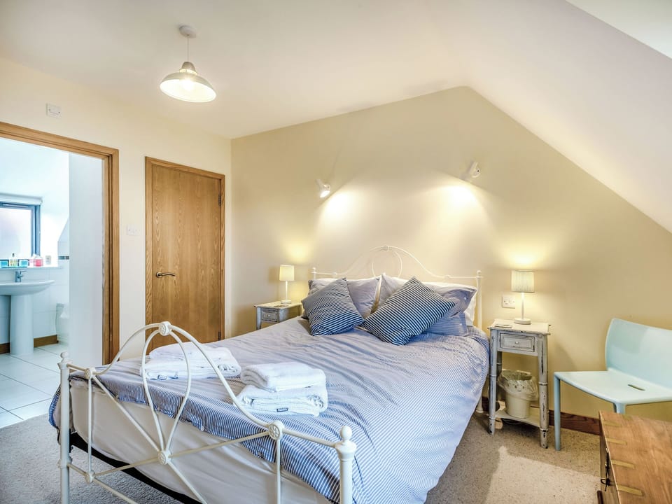 Double bedroom | Crab Cottage, Wells-next-the-Sea