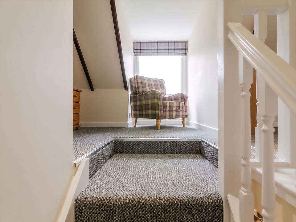 Landing | Dalnaglar Cottage - Dalnaglar Castle and Cottages, Glenshee, Cairngorms