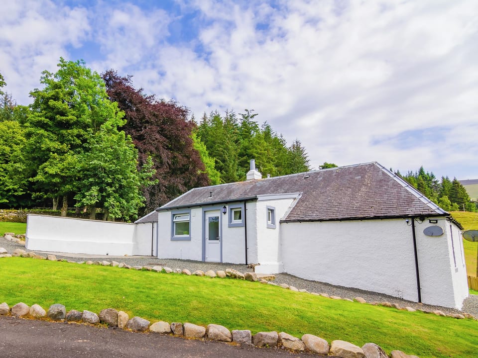 Keepers cottage | Keepers Cottage - Dalnagar Castle And Cottages, Glenshee, Cairngorms