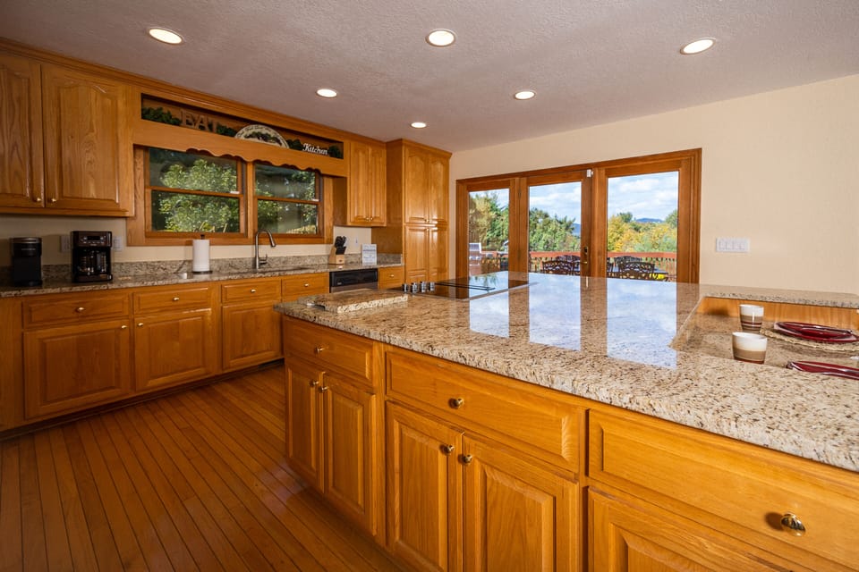Kitchen with views of the Mountains!