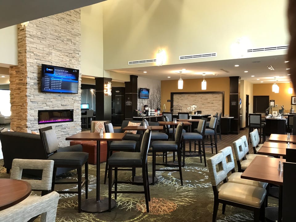 You will love the bright common living area, perfect for relaxing after a great day.