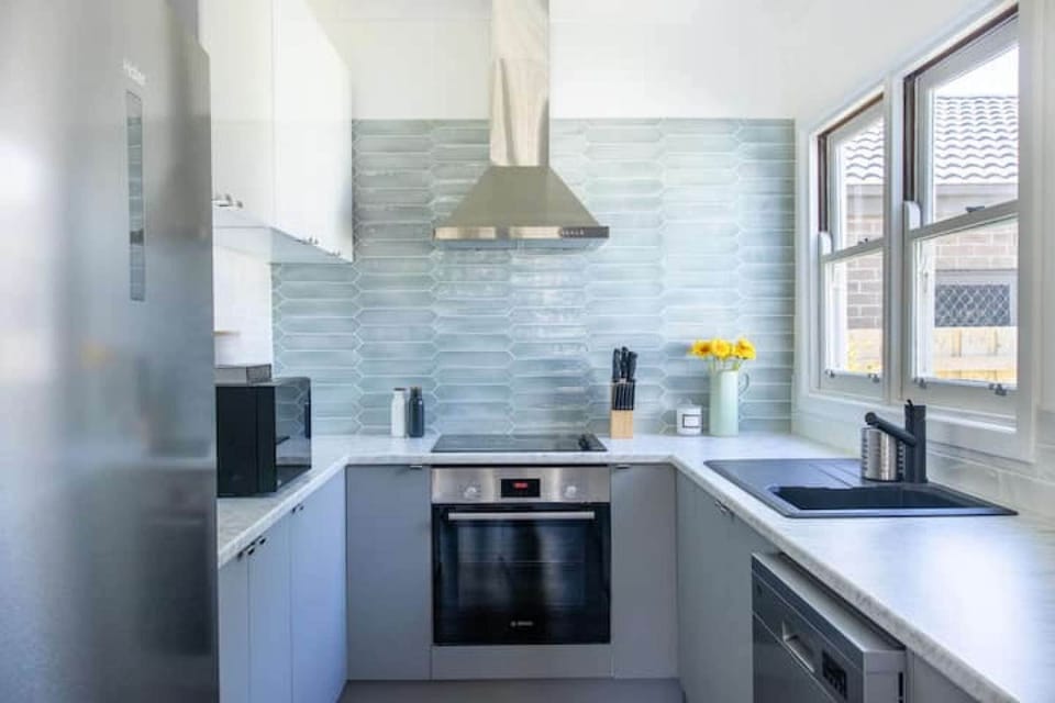 Kitchen with Stove, Oven, Dishwasher,Fridge, microwave, coffee machine and more