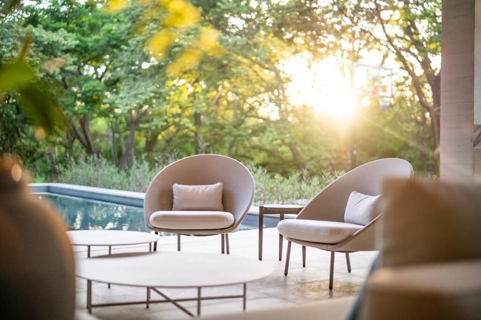 Chic & cozy. This home has it all.