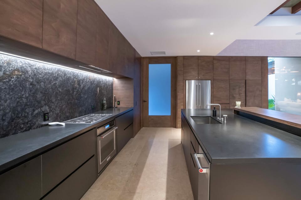 or let the concierge arrange a private chef for an unforgettable experience!