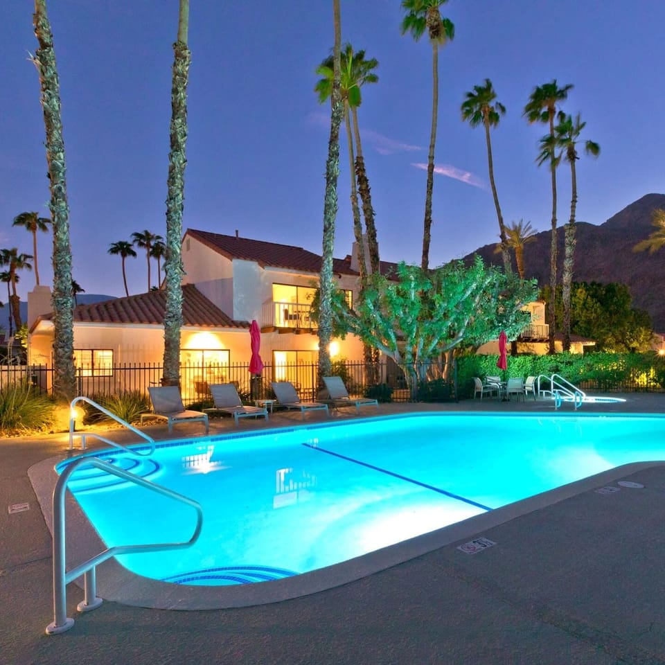 Avocado Toast, Desert Oasis!