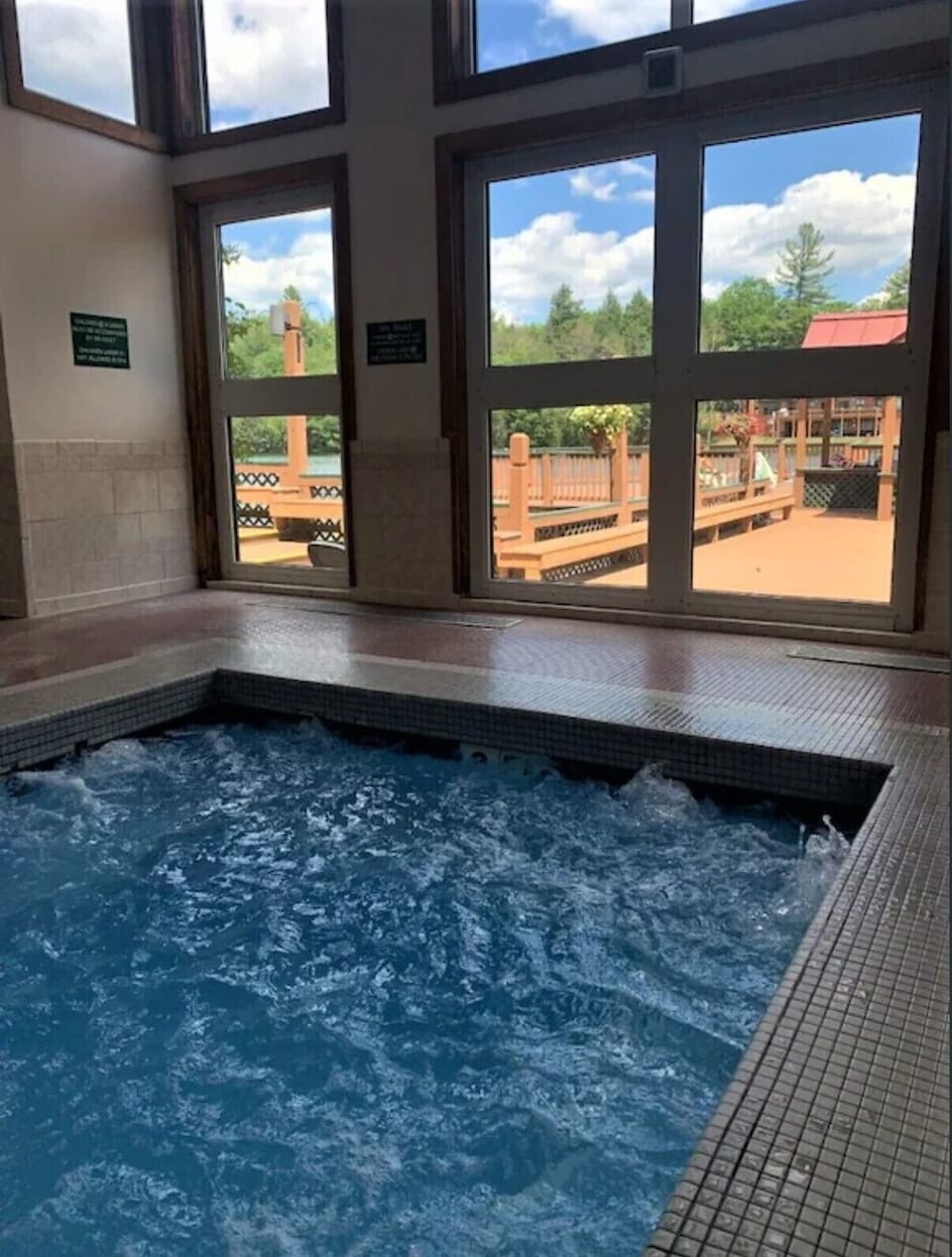 Hot tub