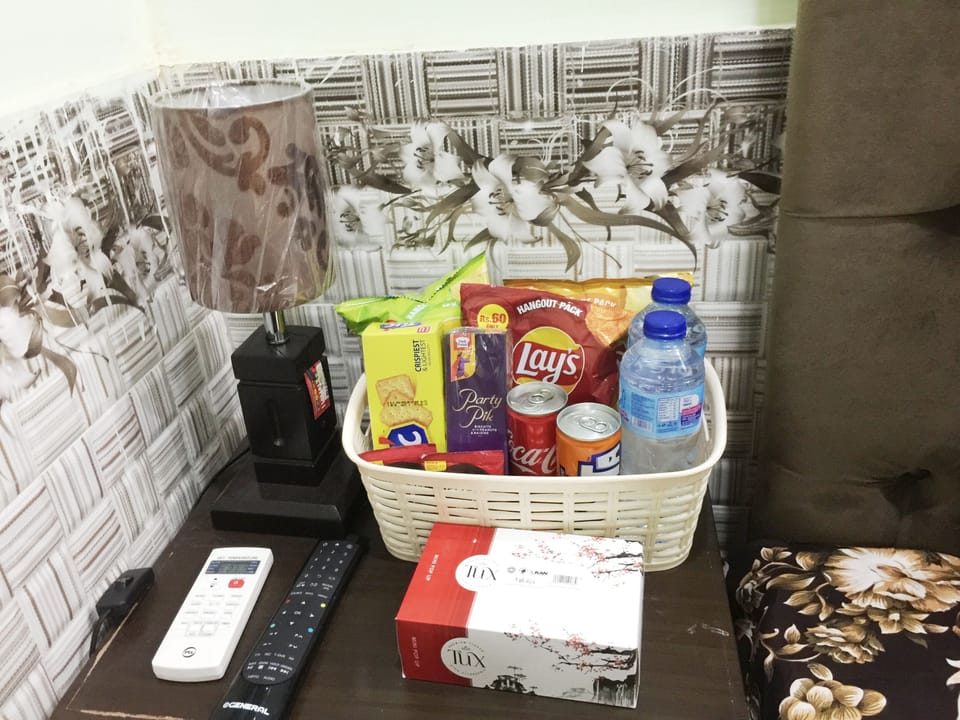C4 Mirpur City AJK Overseas Pakistanis Villa 3bed Guesthouse
Guest Welcome Pack