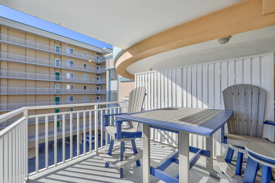 Balcony 2