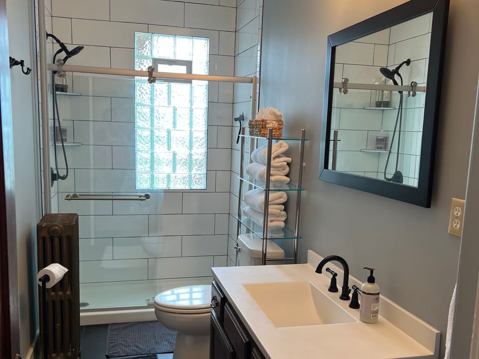 Bathroom with big shower (2 like this)