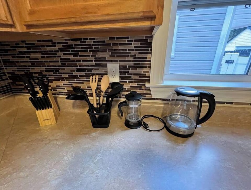 Electric kettle, French press