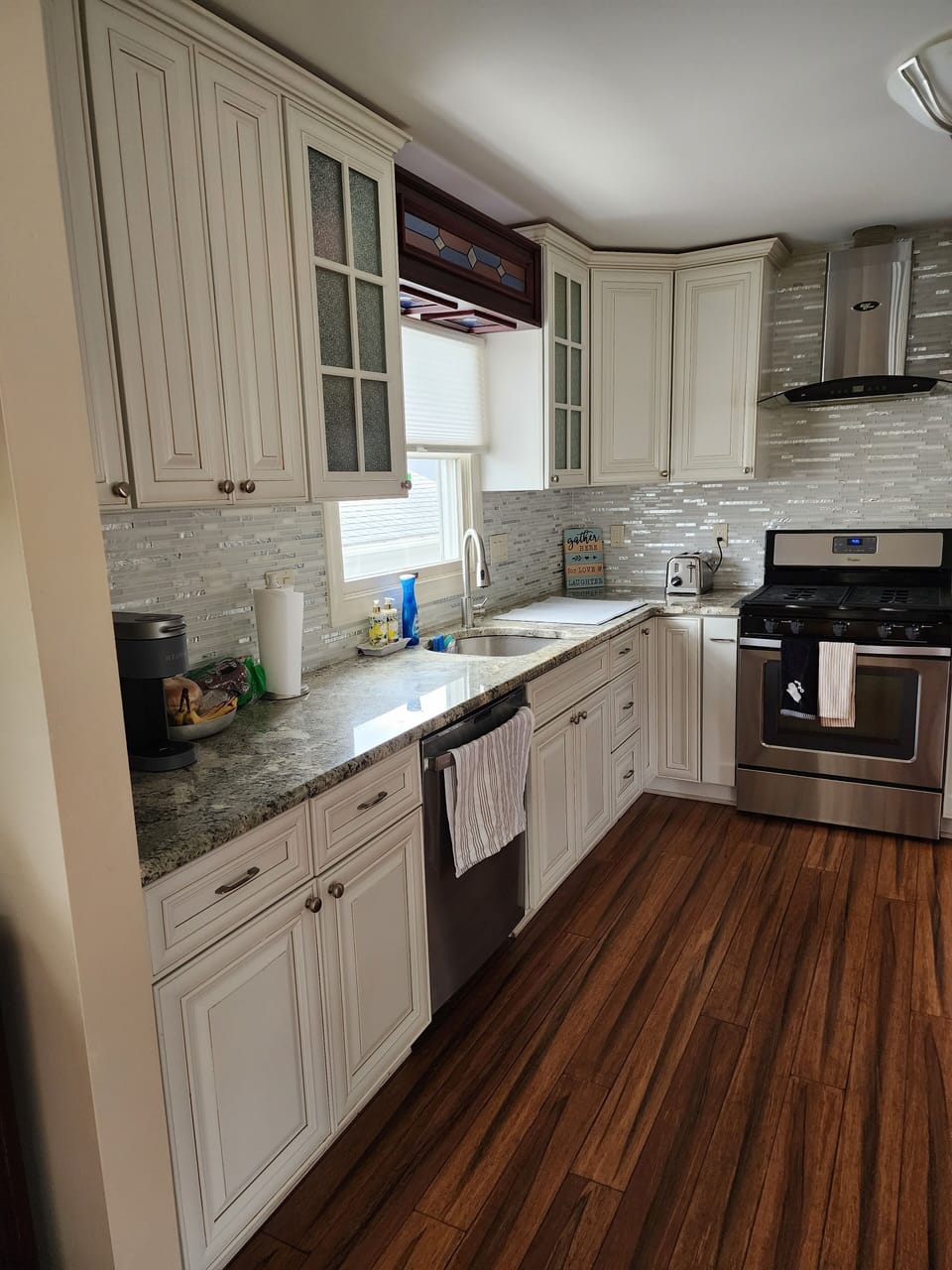 Beautiful fully equipped kitchen