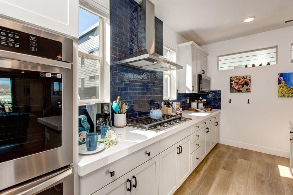 Samsung Stainless Appliances Including Double Ovens