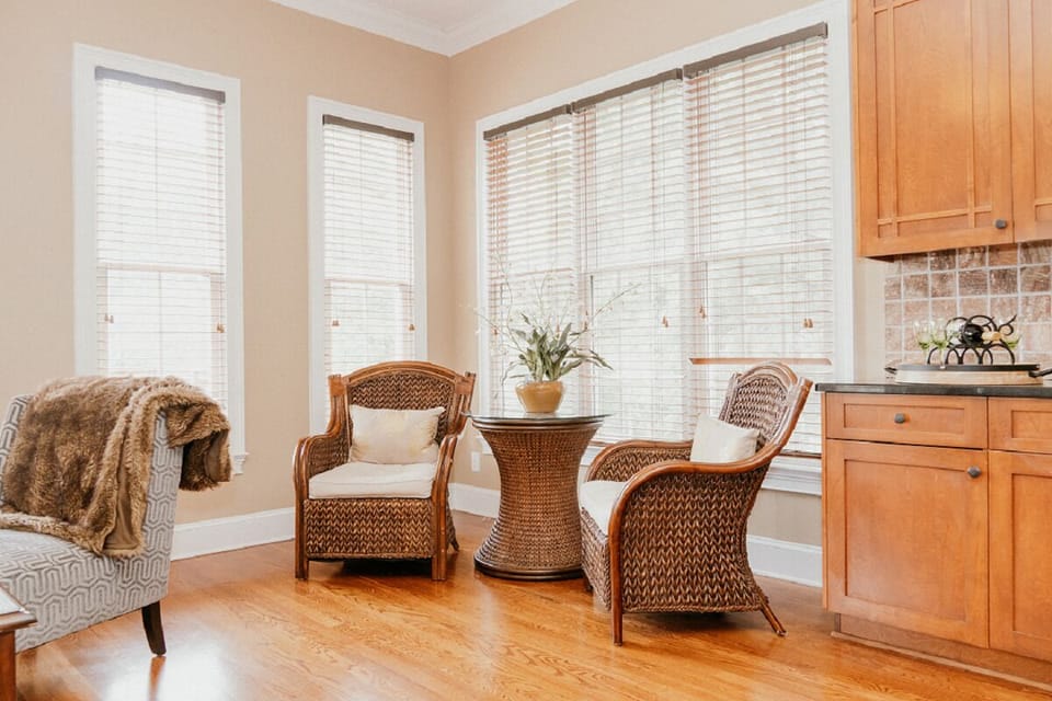 Keeping room brunch area