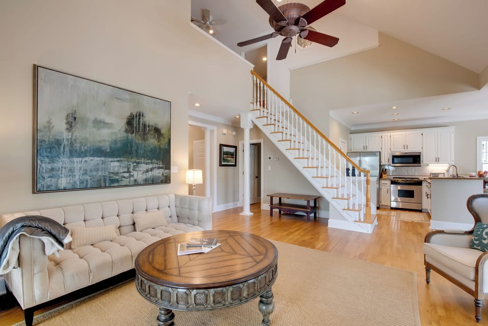 Living Room | 1st Floor | Central A/C & Heating | Free WiFi | Cable TV