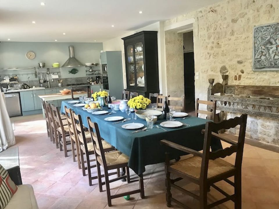 Banquet dining and open-plan kitchen
