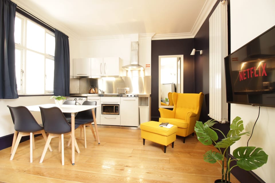 S4 - Comfy Loft Apartment 10 Mins to Oxford Street Apartment in City of Westminster