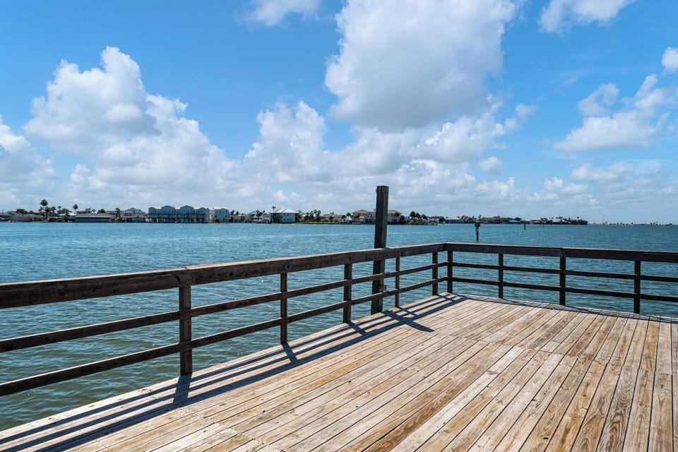 Little Bay Club Community Pier